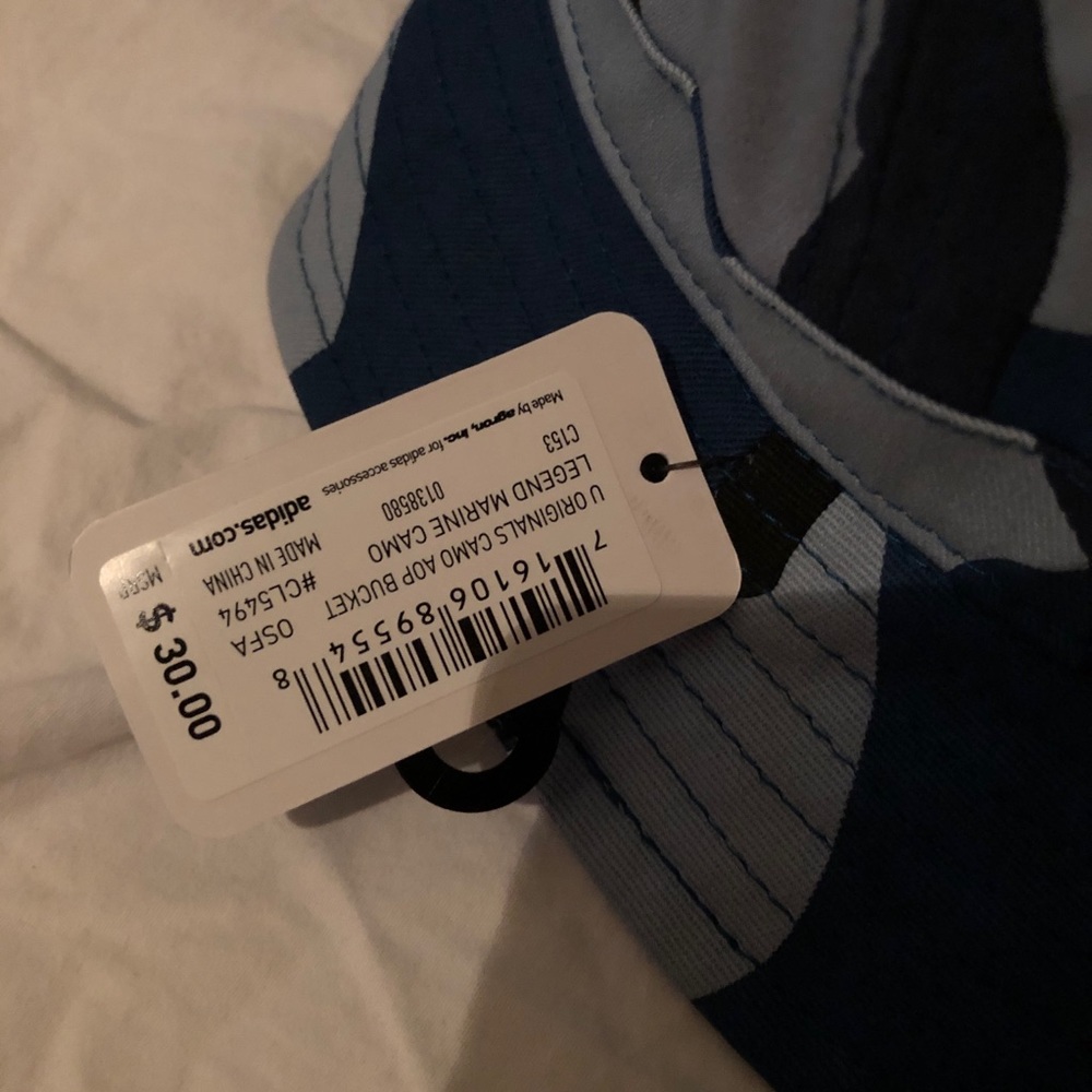 SOLD Adidas blue camo bucket hat - Picture 3 of 3